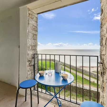 Face A L'ocean - - Pour 4 *